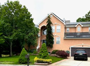 9 Ruth Ct, Absecon, NJ 08201