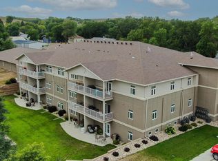 739 2nd St NW, Valley City, ND 58072