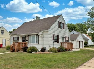 207 16th St SE, Austin, MN 55912