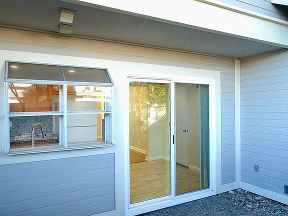 5th image of 4131 Blackford Cir