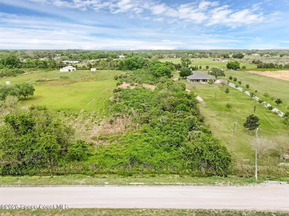 3250 Huntington Ave, Mims, FL 32754
