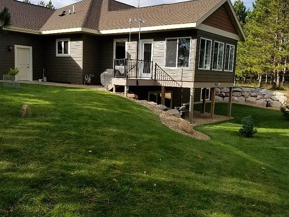 4th image of 6937 Emerald Dr NE