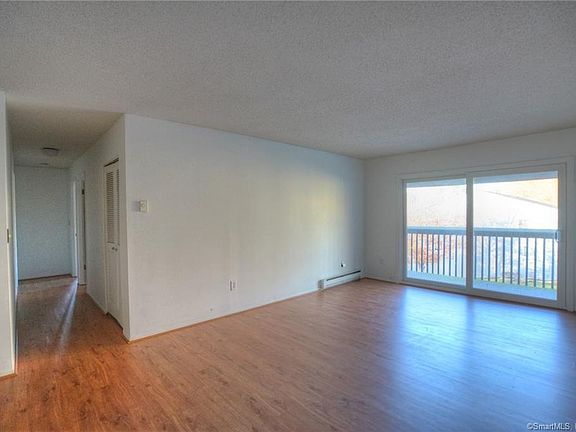 4th image of 74 Buddington Road #6