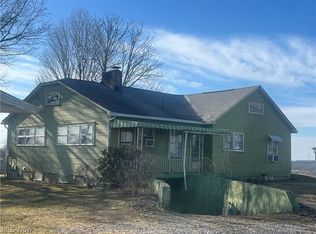 1216 Cisler Dr, Marietta, OH 45750