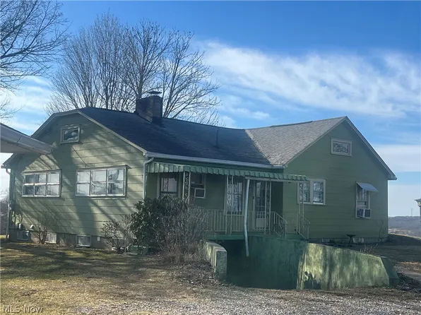 1216 Cisler Dr, Marietta, OH 45750