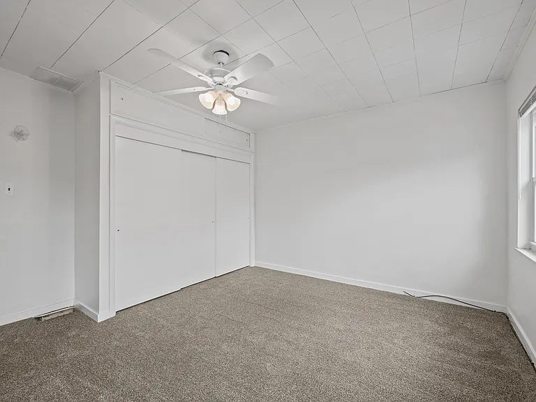 4840 Blackberry Way — Photo 18