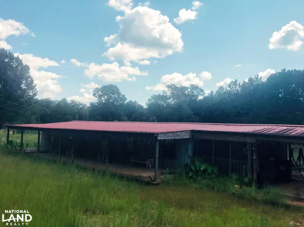 1102 Alewine Dr, Valley, AL 36854