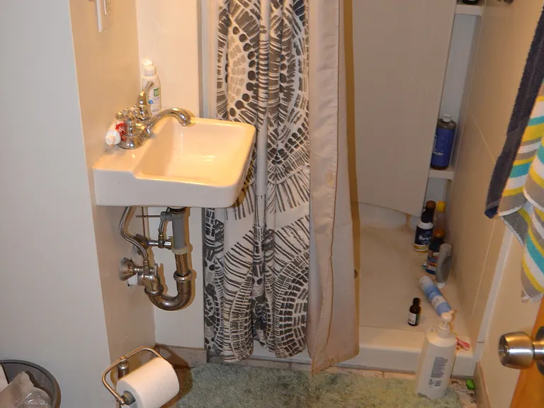 7 Donnybrook Rd #2 — Photo 4