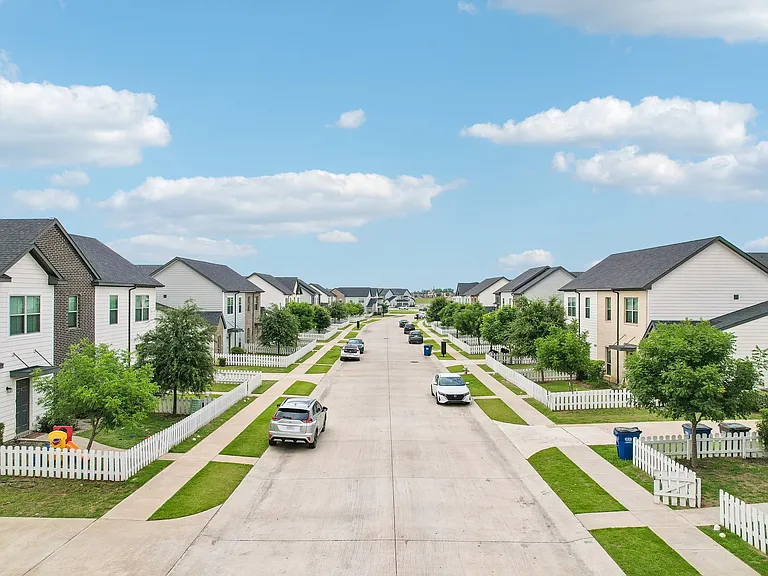Townhomes at Princeton Meadows — Photo 52