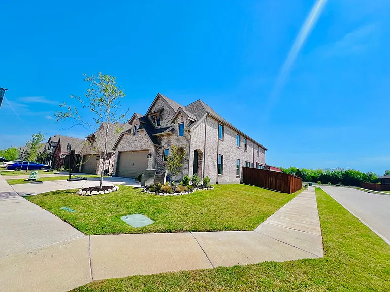 3941 Talisker Blvd — Photo 4