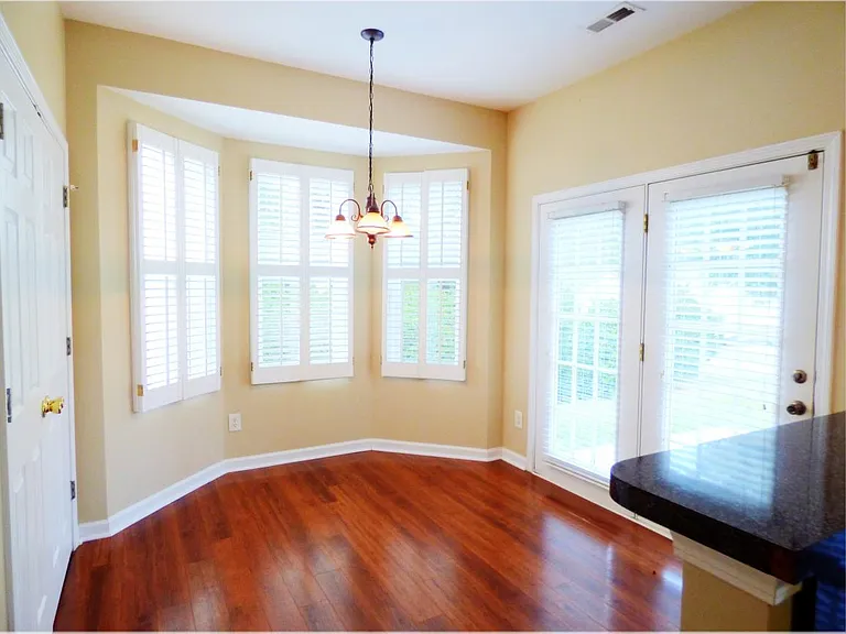21404 Aftonshire Dr — Photo 4