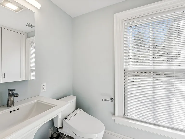 75 Georgica Rd — Photo 14