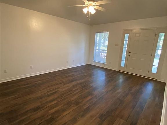 3rd image of 6631 Woodside Ct E