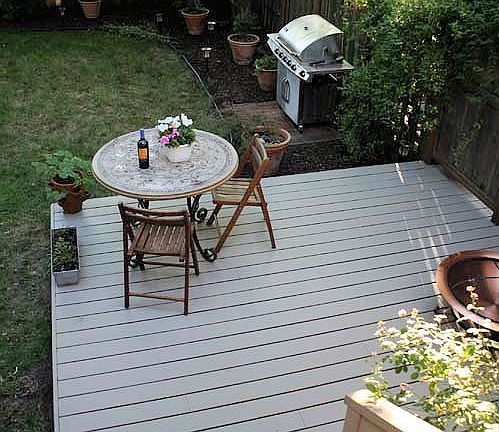 Large back deck in private yard