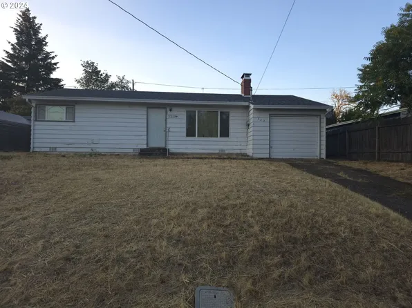 322 NW Cecil Ave, Roseburg, OR 97470