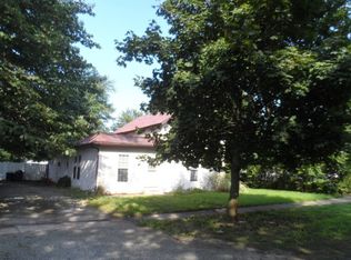 105 N West St, Milford, IN