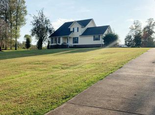 180 Meadowbrook Ln, Trenton, GA 30752