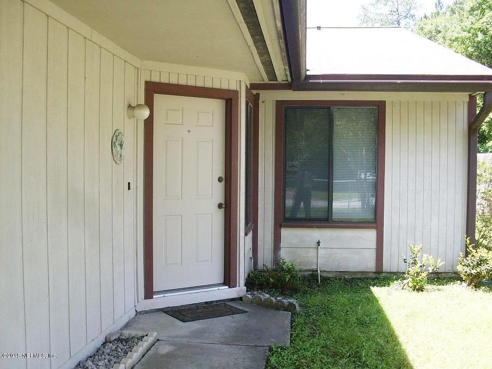 2nd image of 1402 Ellis Trace Dr W