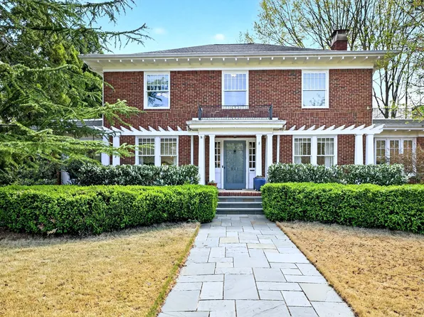 521 S Main St, Wake Forest, NC 27587