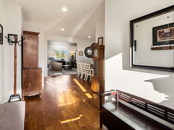2nd image of 12019 32nd St NE