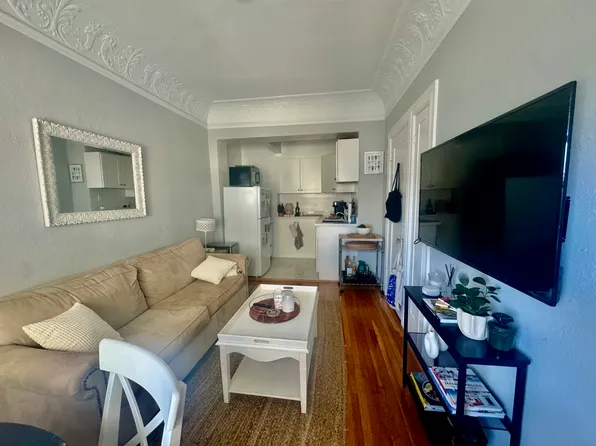 2335 Larkin St #42, San Francisco, CA 94109