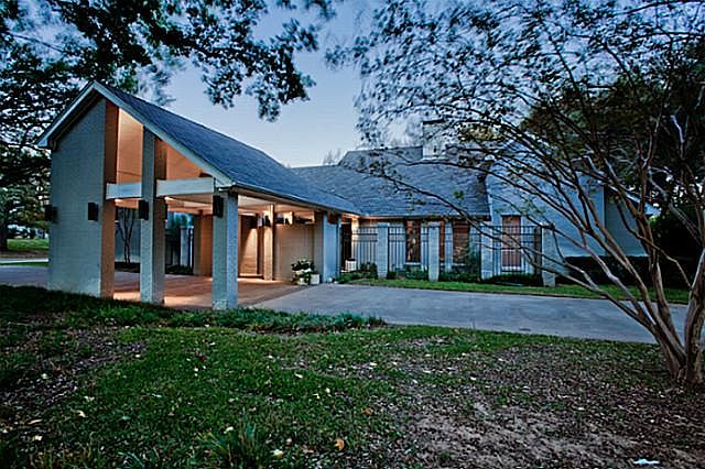 1st image of 8 Home Place Ct
