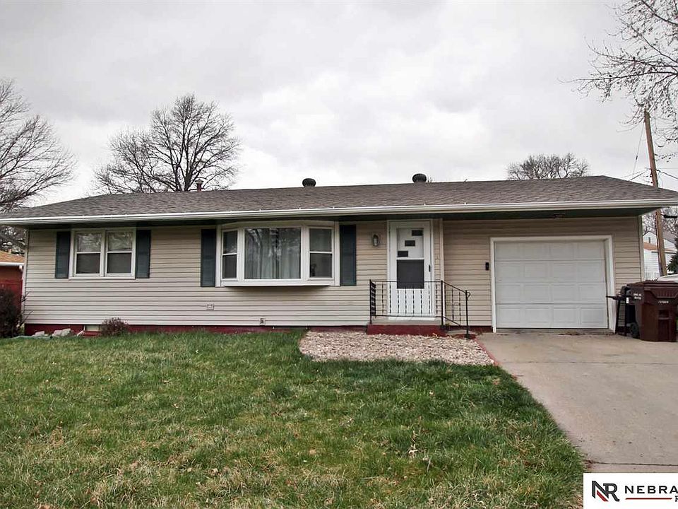1st image of 941 Cherl Dr
