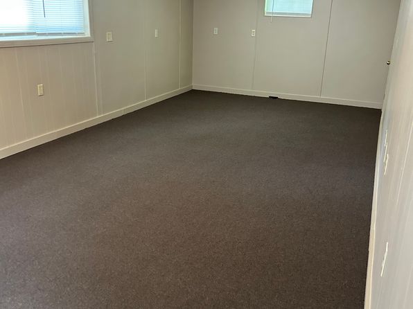 101 Cochran Ln