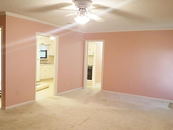 4th image of 4512 Pimlico Dr