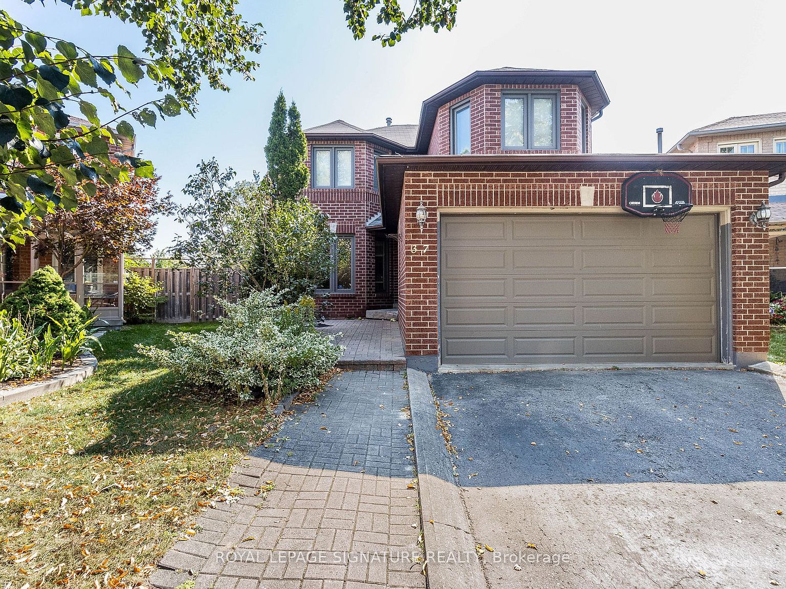 37 Richwood Cres, Brampton, ON L6X 4K8 | Zillow