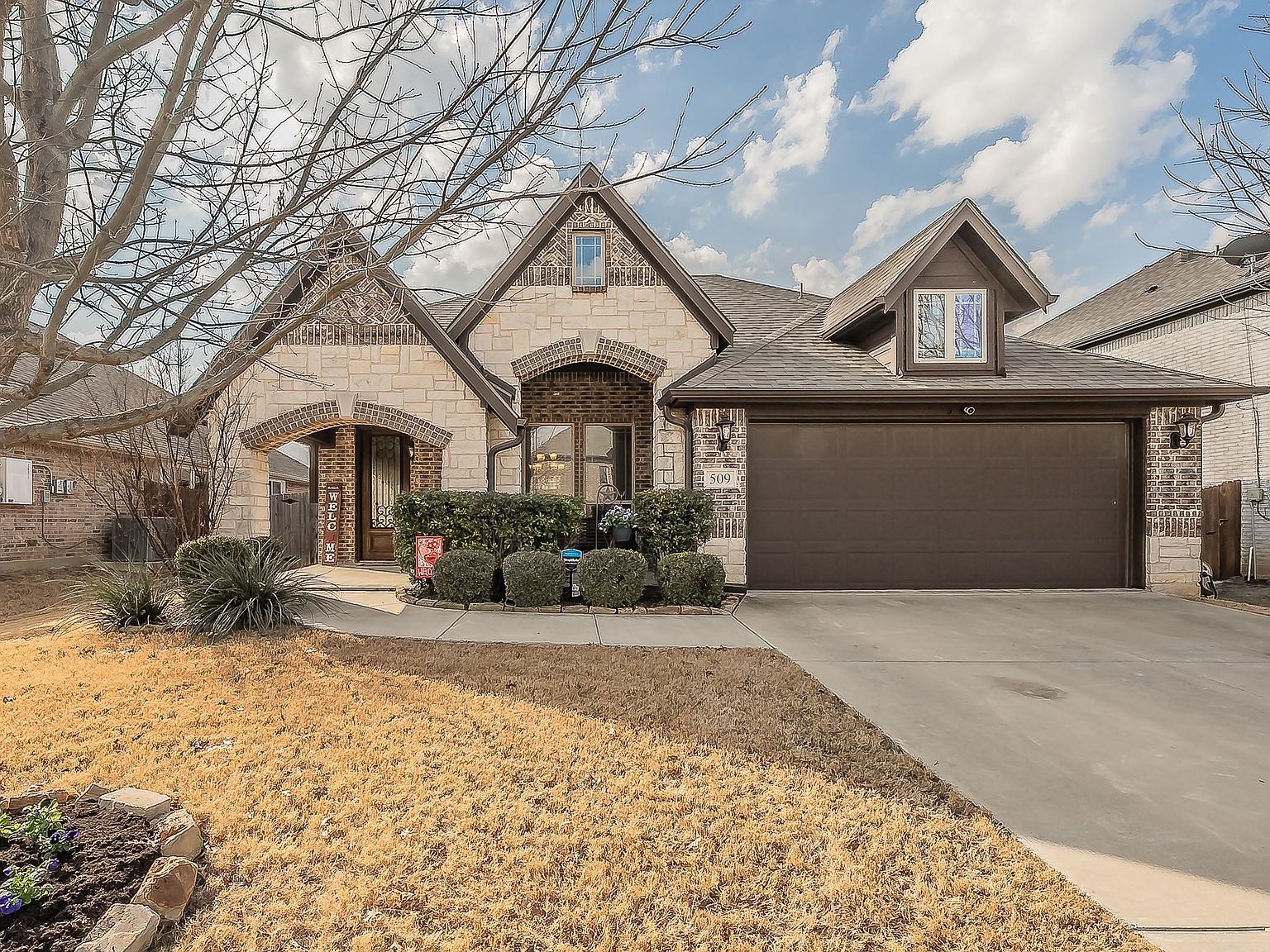 アンソニー様 509 Anthony St, Crowley, TX 76036 | Zillow
