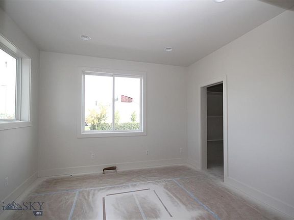4th image of 3534 Parkway Ave