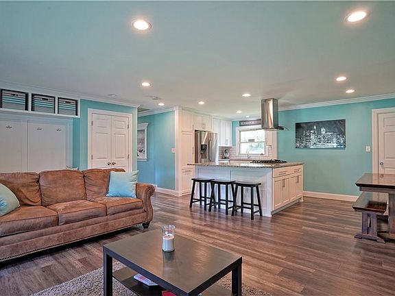 3rd image of 2845 Kay Blvd