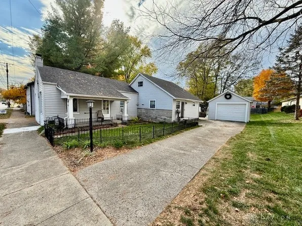 28 S Main St, Bellbrook, OH 45305