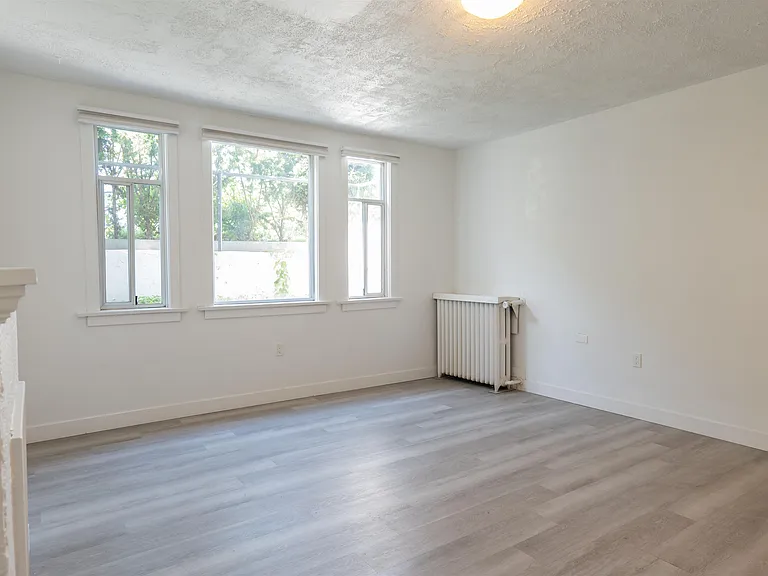 550 E 15th Ave #1 — Photo 3