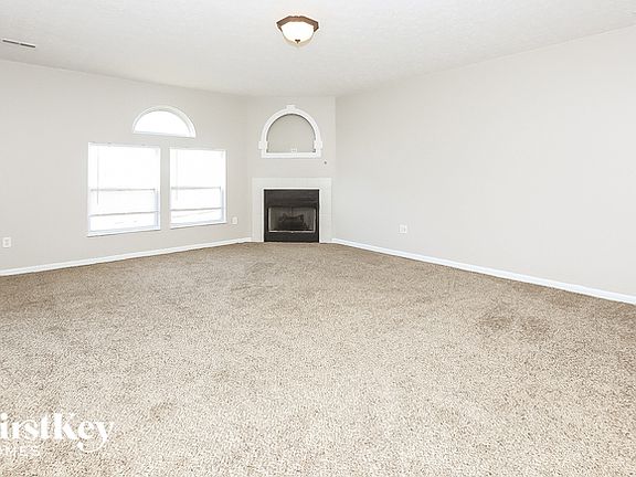 3rd image of 3285 Yozuri Dr