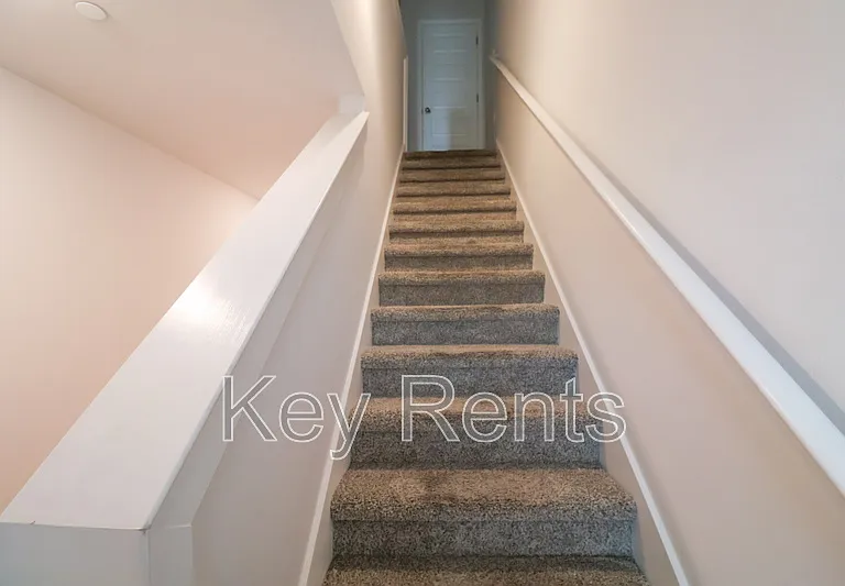 7174 Village Ln — Photo 6