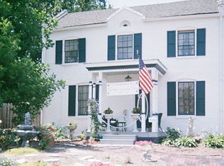 250 Rue Saint Catherine St, Florissant, MO 63031