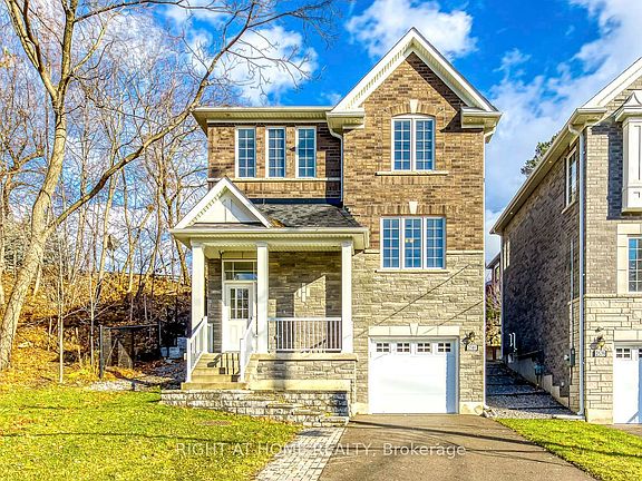 4th image of 2581 Islington Ave