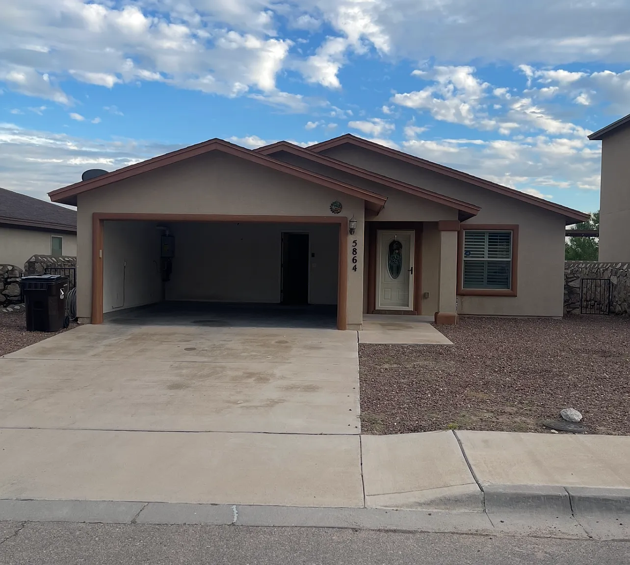 3 bed, 1346 sqft, $1,850 — Photo 1