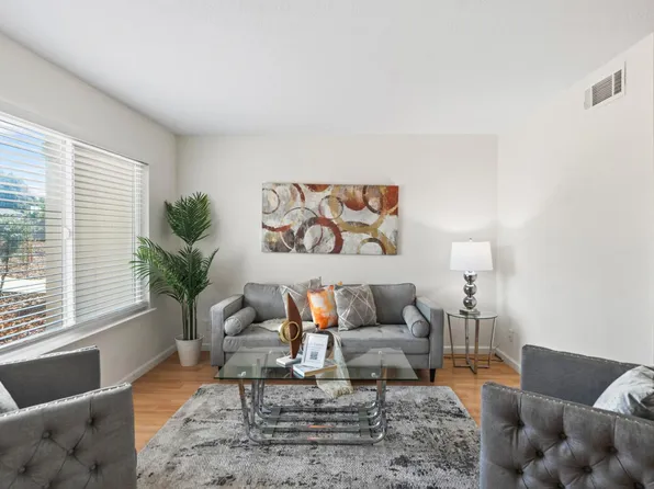 2260 Amberwood Ln, San Jose, CA 95132