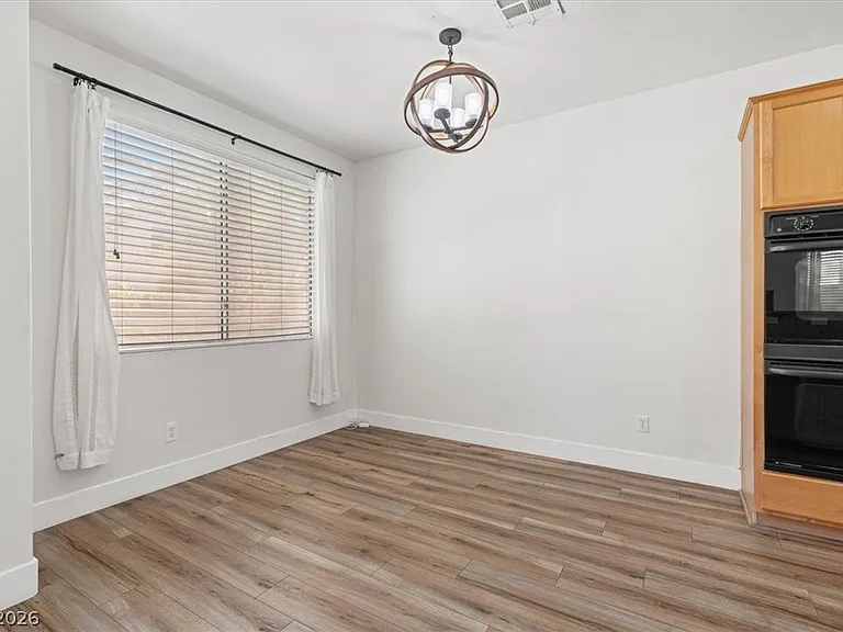 4905 Pounding Surf Ave — Photo 7