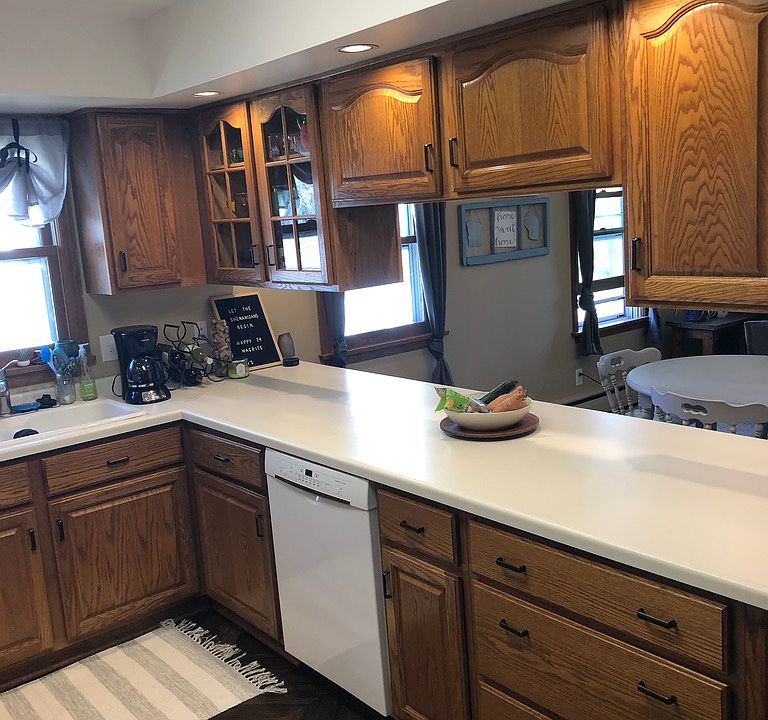 2nd image of 864 9th Ave SE #3