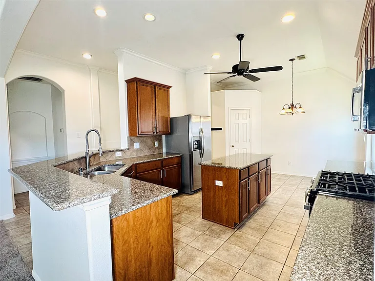 2827 Fair Chase Dr — Photo 11