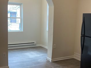 228 N 4th St APT 1, Reading, PA 19601