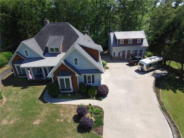 505 Fishers Cove Rd, Fair Play, SC 29643