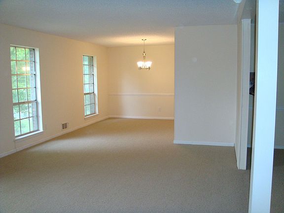 Living Rm & Dining Rm