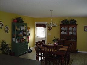 5th image of 3555 Farmfield Dr