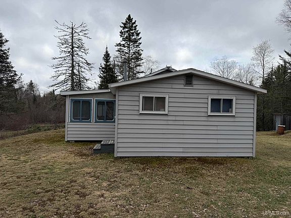 4th image of 8304 Peshekee Grade Rd