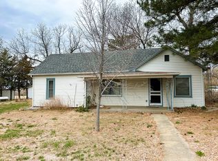 201 Holland St, Prairie View, KS 67664